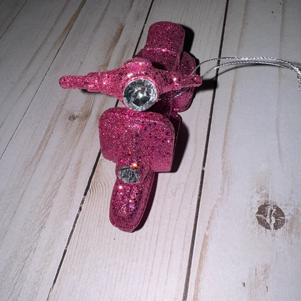 Hobby Lobby Vespa ornament - Picture 5 of 8